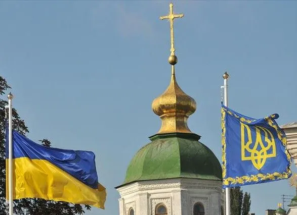 Понад половину українців вважають правильним напрямок розвитку держави