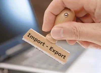 Україна наростила експорт товарів на 7%, імпорт - на 8,5%