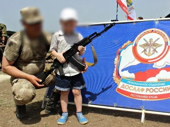 Окупаційна влада Криму готує дітей до служби в російській армії – прокуратура