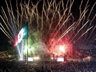 По меньшей мере 12 человек получили ожоги во время пиротехнического шоу в Мексике