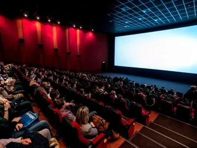 Мінмолодьспорту фінансуватиме кіно з однієї інституції через відсутність системи оцінки витрачених коштів