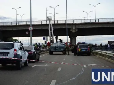 Угроза взрыва на столичном мосту Метро: что известно на данный момент