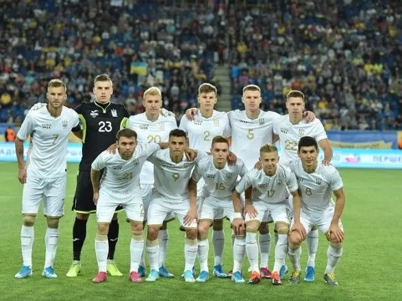 Украина сохранила место в топ-25 рейтинга ФИФА