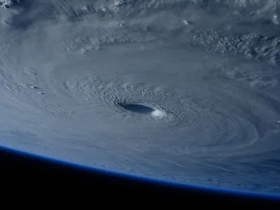 На узбережжя Мексики обрушився ураган "Лорена"