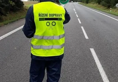 У Чехії двоє українців незаконно регулювали дорожній рух