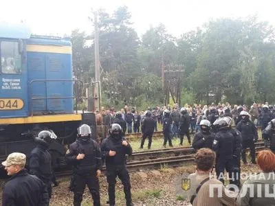 Задержанных во Львовской области участников акции блокировки вагонов отпустили - штаб блокады