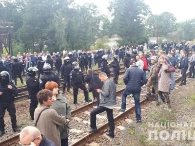 Блокада вугілля у Львівській області: затримано 28 осіб та травмовані 8 поліцейських