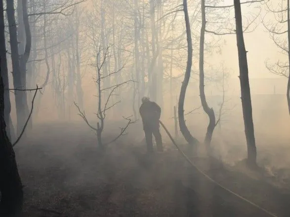 По всій Україні зберігається надзвичайна пожежна небезпека