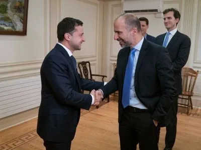 Зеленський обговорив з виконавчим директором Uber збільшення інвестицій в Україну