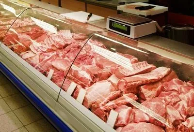Україна продовжує скорочувати виробництво свинини