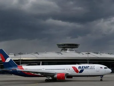 В РФ уточнили детали о экстренной посадке Boeing в Барнауле