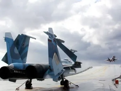Россия перебазировала истребители Северного флота в оккупированный Крым для учений