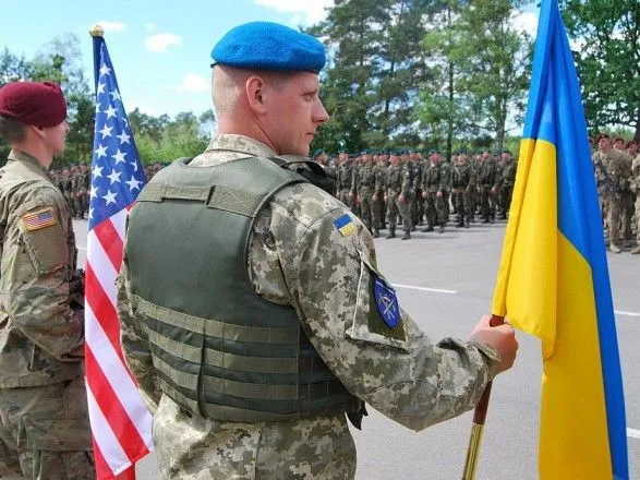 Пентагон предоставит Конгрессу все материалы по вопросу заморозки военной помощи Украине