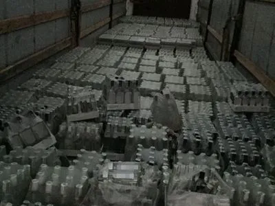 В Житомирской области разоблачили сеть оптового сбыта контрафактного алкоголя