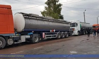В Сумскую область завезли 600 тонн метилового спирта с РФ для создания контрафакта - СБУ