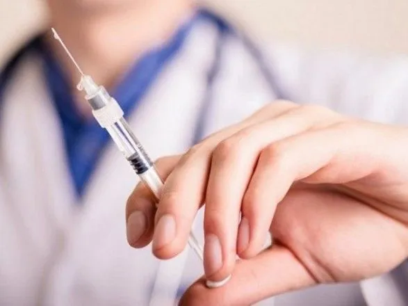В уряді очікують, що 95% українців будуть вакциновані
