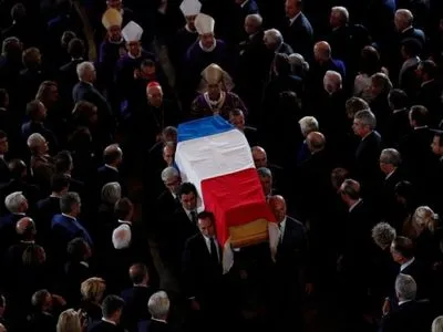 У Франції вшанували пам'ять Жака Ширака хвилиною мовчання