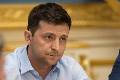 Зеленский заверил, что выборов под дулами пулеметов на Донбассе не будет
