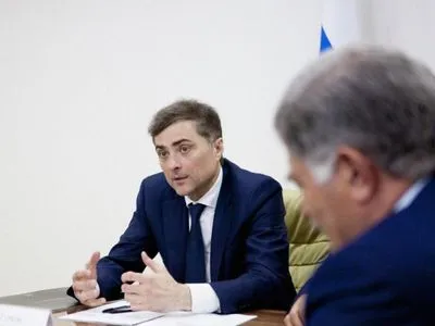 Дата саммита "четверки" будет согласована после разведения в Петровском и Золотом - Сурков