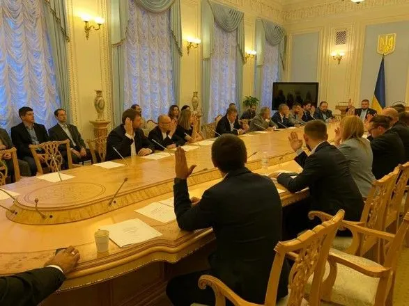 Комітет рекомендував ВР підтримати подання Зеленського і призначити нових членів ЦВК