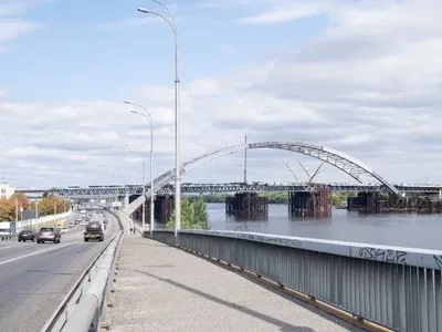 На Подільському мосту вже побудували майже 3 км траси метро