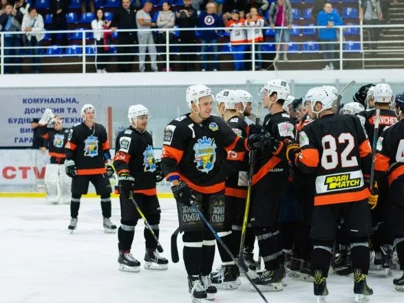 Хокеїсти "Кременчука" продовжили переможну серію в УХЛ