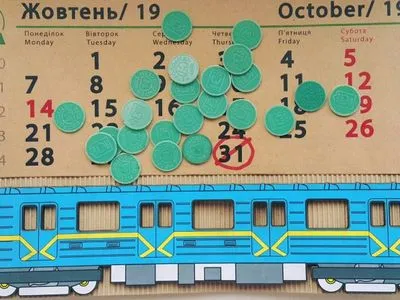 В Киеве продолжают пользоваться жетонами около 17% пассажиров метрополитена