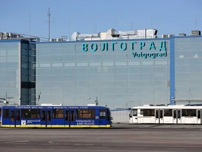 В Волгограде экстренно сел самолет из-за смерти ребенка на борту