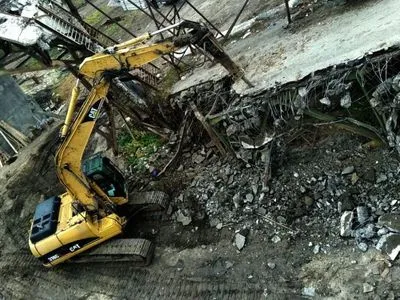 Украинская сторона СЦКК: завершены подготовительные работы по восстановлению моста в Станице Луганской
