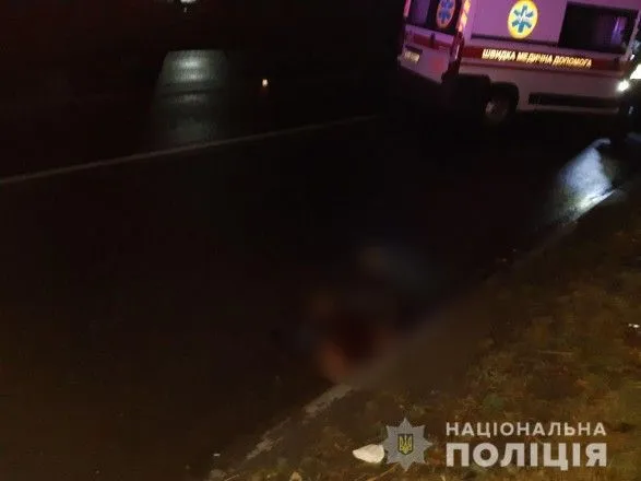 В Харькове на проезжей части обнаружили труп мужчины