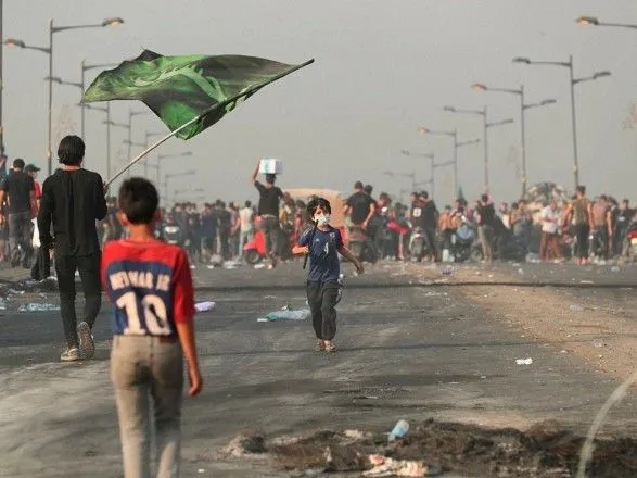 protesti-v-iraku-armiya-viznala-nadmirne-vzhivannya-sili-pri-rozgoni-demonstrantiv-u-bagdadi