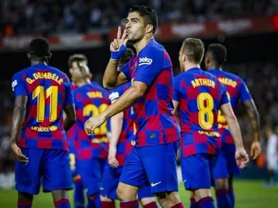 В погоне за "Реалом": "Барселона" разгромила "Севилью"