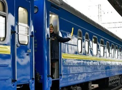 На Покрова назначили еще четыре дополнительных маршрута поездов