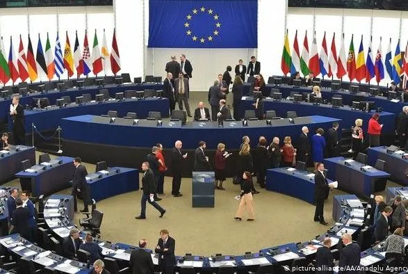 В Європарламенті сьогодні обговорять ситуацію в Україні