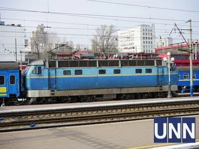 Билеты на поезда на Восток Украины начали продавать за 45 суток до поездки