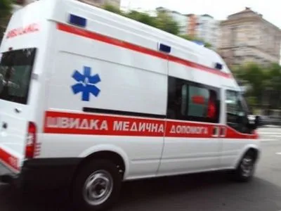 В Киеве перевернулась скорая помощь, есть пострадавшие