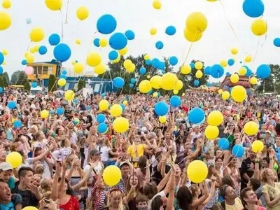 Проживающих в Украине в этом году стало меньше на 1,5 миллиона - Дубилет