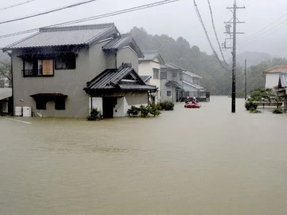 Тайфун в Японии: в Токио вышла с берегов река Тамагава