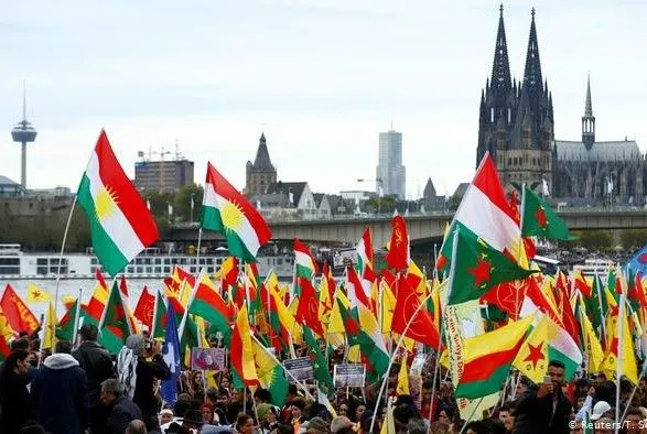 У Європі тисячі людей протестують проти наступу Туреччини в Сирії