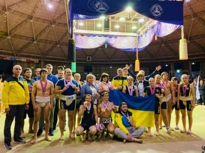 Украина заняла первое общекомандное место на ЧМ по сумо