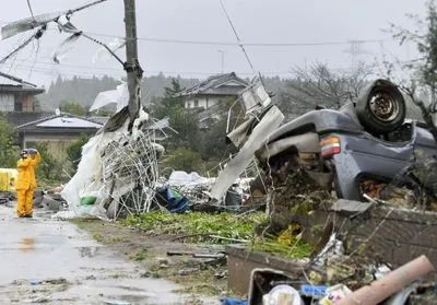 Кількість жертв тайфуну "Хагібіс" в Японії зросла до 73 осіб