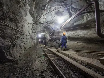 На Львівщині горіла шахта, гірників евакуювали