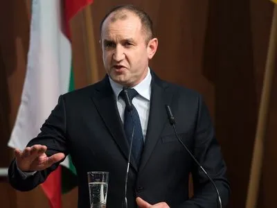 Болгарский президент считает, что в борьбе с футбольным хулиганством нужны драконовские меры
