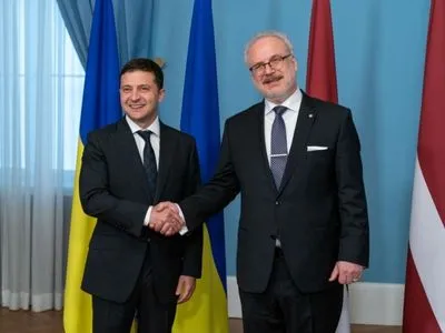 Україна та Латвія займуться пошуком та поверненням вивезених ексчиновниками грошей