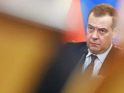 Медведев заявил, что "газовые проблемы в Украине остаются независимо от смены власти"