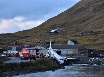 Самолет со школьниками попал в авиакатастрофу на Аляске