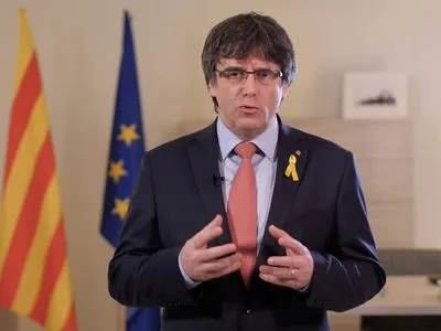 Экс-глава Каталонии Пучдемон добровольно сдался бельгийским властям