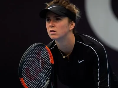 Свитолина потерпела поражение в трехсетовом матче на старте турнира в Москве