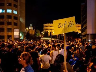 На протестах у Лівані сталися сутички з поліцією: поранено 160 осіб