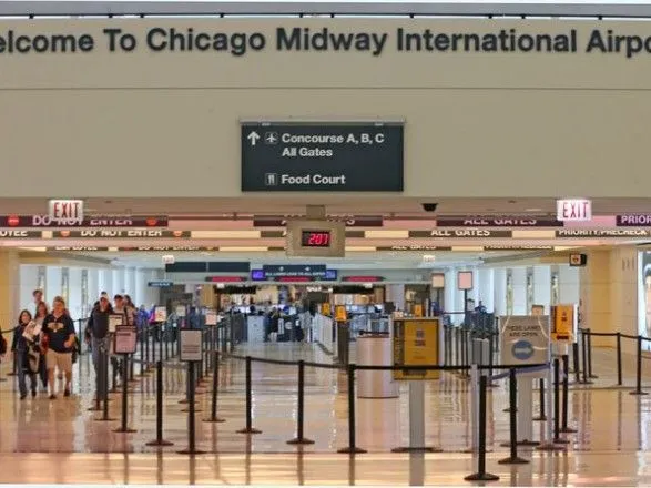 В аэропорту Чикаго взорвалась сумка при погрузке багажа на самолет